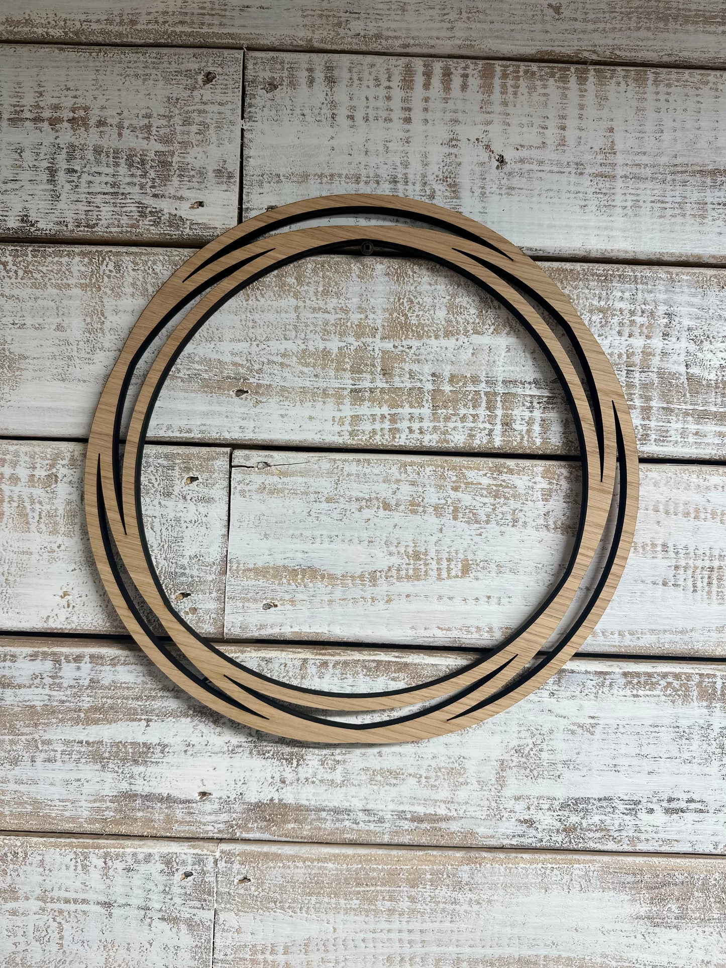 Circle wreath 16-inch